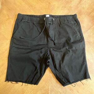 GAP Black Flat Front Cutoff Shorts – Size XL